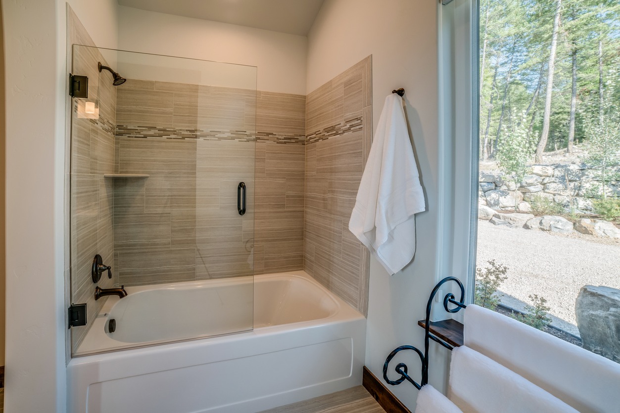 Shower & Tub Repair in Bothell